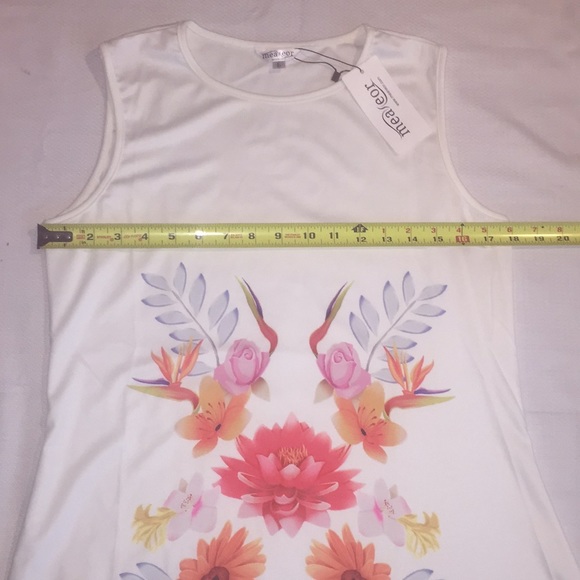 NWT white shift dress with floral print on front. - Picture 7 of 8